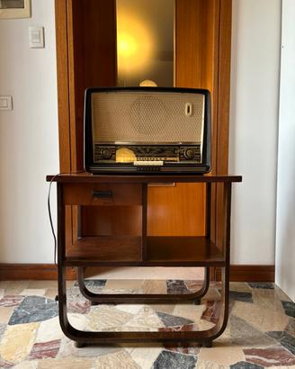 Radio d’epoca Philips l’Alfiere con tavolino