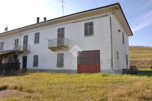 CASA SEMINDIPENDENTE A COSTIGLIOLE D'ASTI