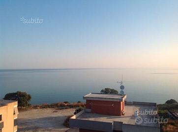 Appartamento con ampio terrazzo