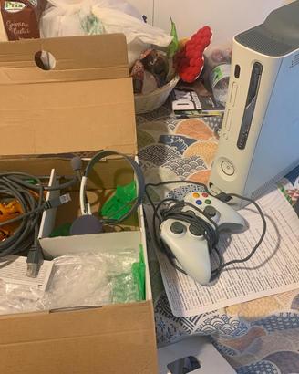 XBox 360 + vari giochi + 2 joypad