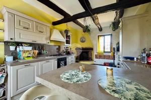 BIFAMILIARE A CARIGNANO