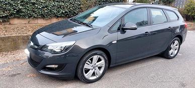 OPEL ASTRA Sport tourer 1.7 CDTI Elegance
