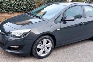 OPEL ASTRA Sport tourer 1.7 CDTI Elegance