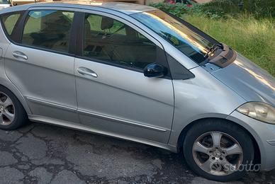 Mercedes classe A pezzi di ricambio 