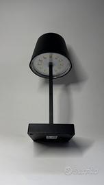 Lampada Led touch da tavolo nera
