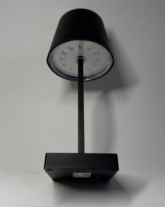 Lampada Led touch da tavolo nera