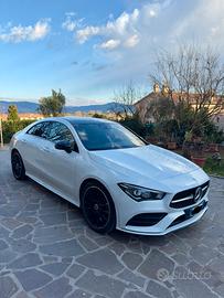 Mercedes CLA 200 Coupè - Amg Line - Bianca