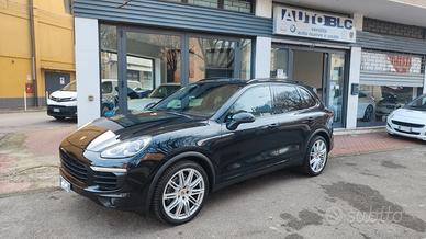 Porsche Cayenne 3.0 Diesel Platinum Edition CV 262