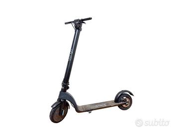 Monopattino Cecotec Bongo classe A