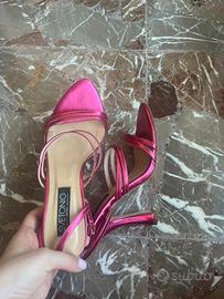 Tacchi eleganti fucsia