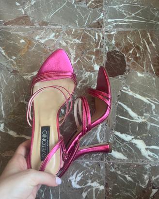 Tacchi eleganti fucsia