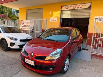 Renault Clio 1.2 16V 5 porte Luxe