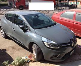 RENAULT Clio dCi 8V 75 CV 5 porte Moschino Zen