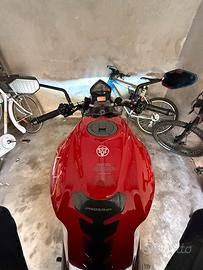 Cagiva raptor 650 i.e.