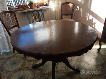 Tavolo rotondo allungabile in legno