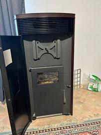TERMOSTUFA A PELLET UNGARO FLUENTH AQA 6-24