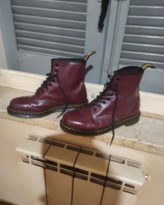 Dr. Martens 44 EU  colore cherry red