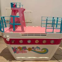 nave yacht di barbie