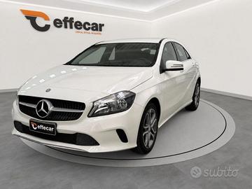 MERCEDES-BENZ A 180 d Automatic Premium