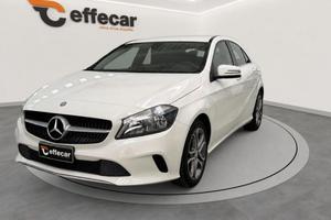 MERCEDES-BENZ A 180 d Automatic Premium