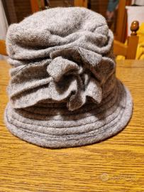 Cappello elegante da sera di Complit