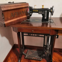 Macchina da cucire Necchi