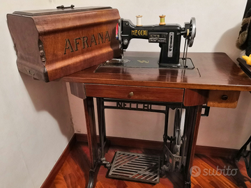 Macchina da cucire Necchi