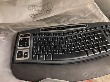 Tastiera e mouse senza filo