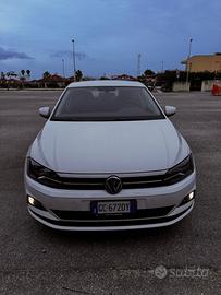 POLO VOLKSWAGEN