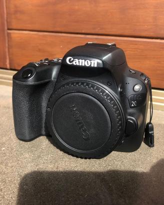 Canon EOS 200d + Obbiettivi