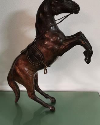 Statua cavallo  in pelle vintage design