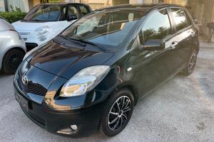 Toyota Yaris 1.4 D-4D 5 porte Sol