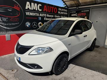 Lancia Ypsilon 1.0 FireFly 5 porte S&S Hybrid Ecoc