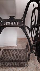 Macchina per cucire Necchi primi 900