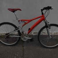 Bicicletta MTB unisex ruota 26.
