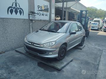 PEUGEOT 206 1.4 B 2003 KFW  PER RICAMBI