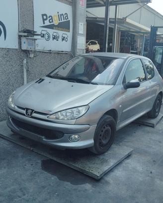 PEUGEOT 206 1.4 B 2003 KFW  PER RICAMBI