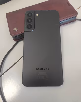 Samsung s22 plus 2 batterie e varie cover