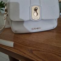 2 borse bianca e nera 