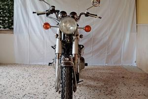 Moto Honda 350 FOUR