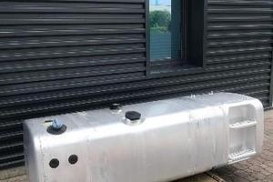 Serbatoio MAN TGX 660 litri + 75 Ad-Blue