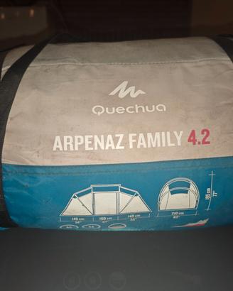 Attrezzatura da campeggio usata poco