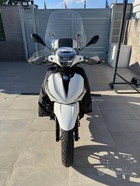 Piaggio Beverly 400