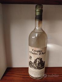 liquore grappa bottiglia da collezione 