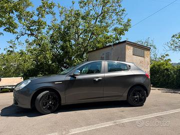 Alfa Romeo 2011 1.6