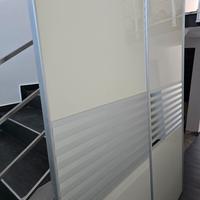 Armadio 3 ante scorrevoli con comò e comodino 