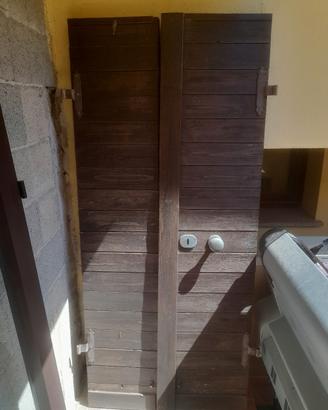 Portone in legno