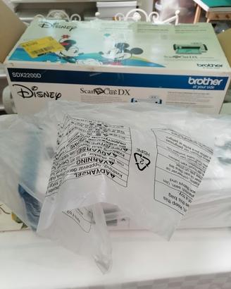 macchina da taglio Brother Sdx2200d Disney 