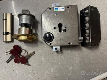 Serratura Mottura cilindro europeo e defender