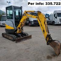 Miniescavatore usato NEW HOLLAND E22.2SR